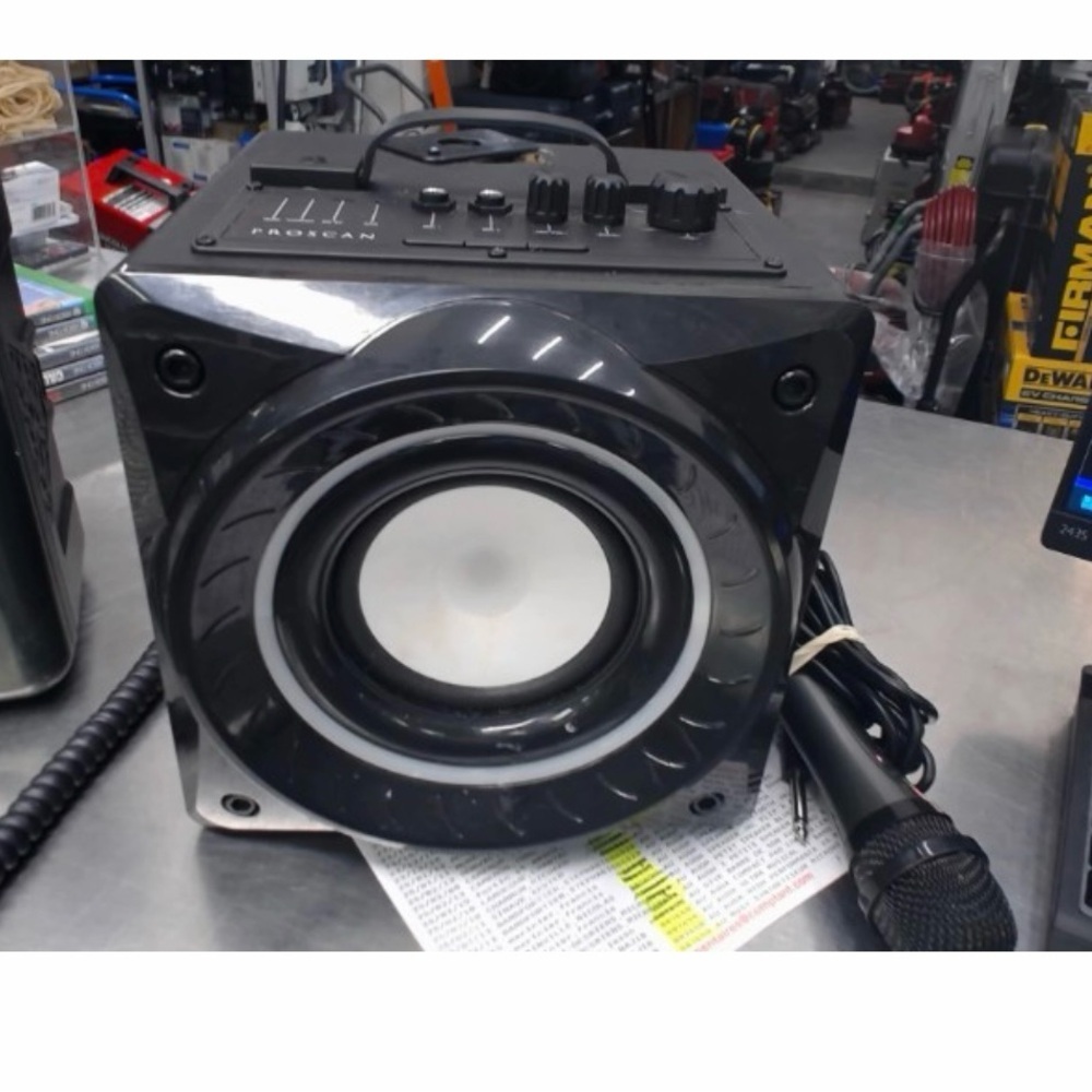 CURTIS Mini Bluetooth Speaker Black‎ Square Bluetooth Speaker Home Electronics